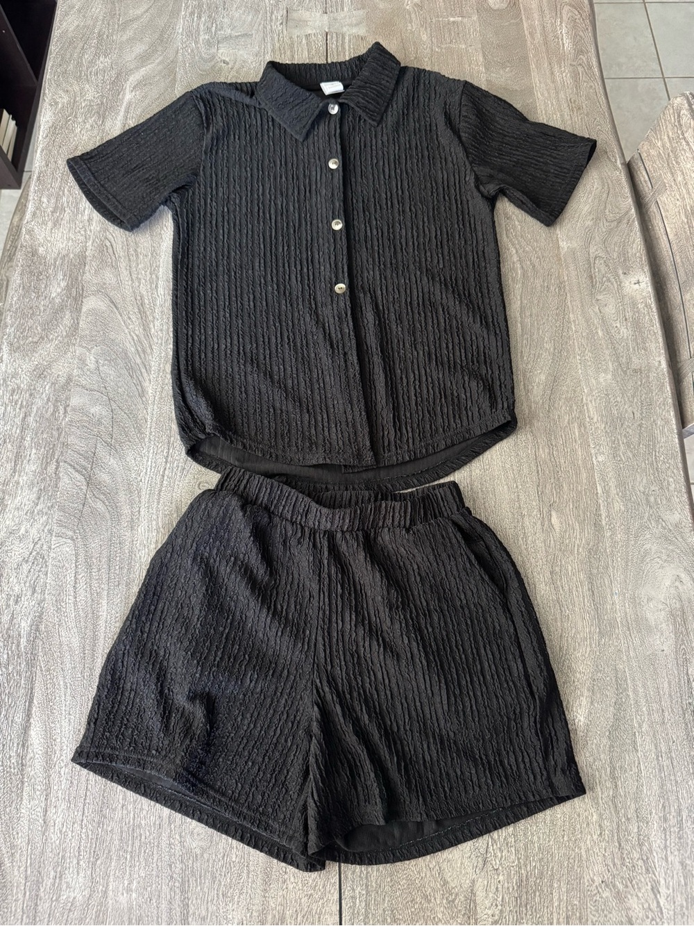 Women's Black Short-Sleeve Textured Button-Down Shirt & Matching Shorts